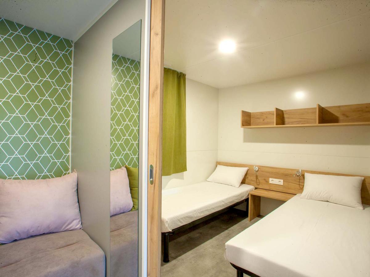 Aurora Camping And Mobile Homes Paralia Panteleimonos Extérieur photo